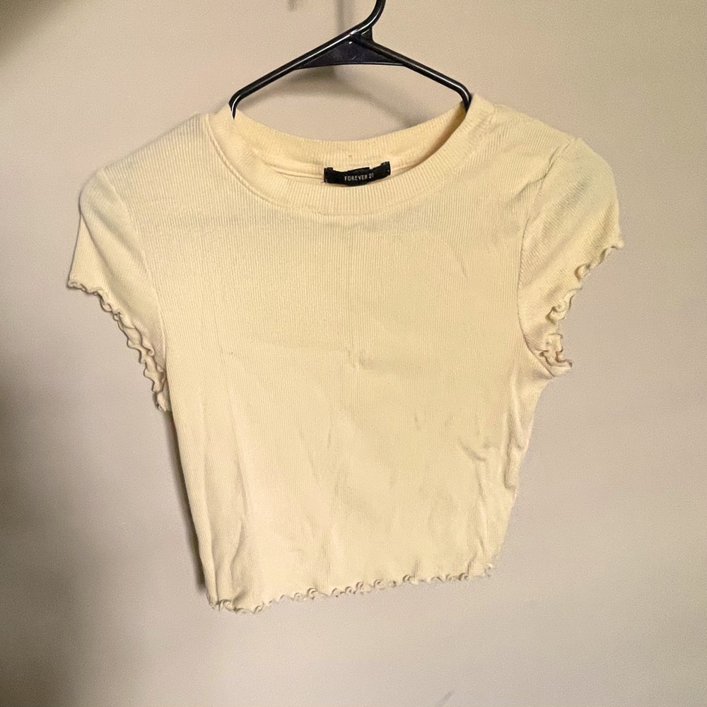 PASTEL YELLOW CROP TOP